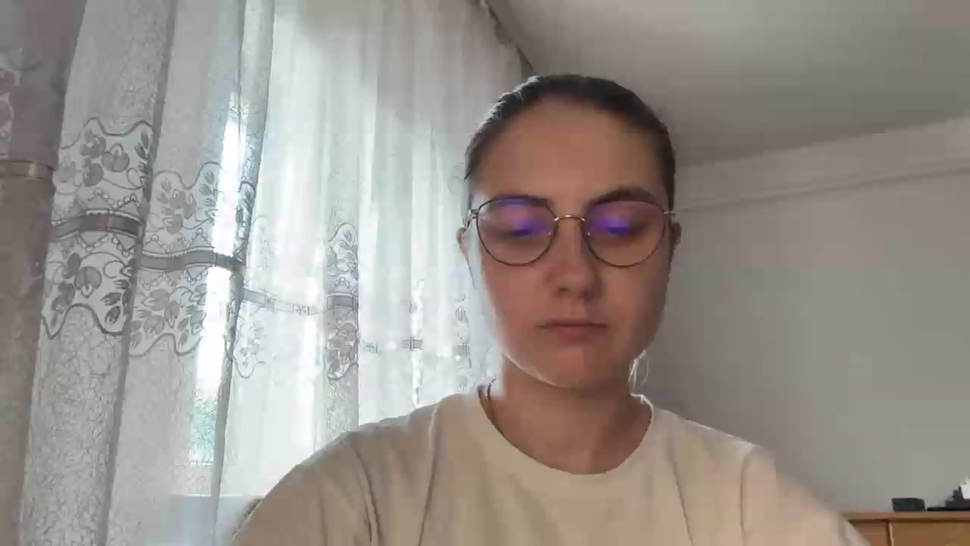 Gallery image thumbnail from ElaraCrimson's myfreecams stream on, 07/28/2026, 11:48 image 4 of 20