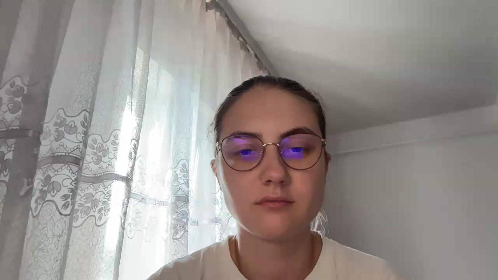 Gallery image thumbnail from ElaraCrimson's myfreecams stream on, 07/28/2026, 12:11 image 4 of 20