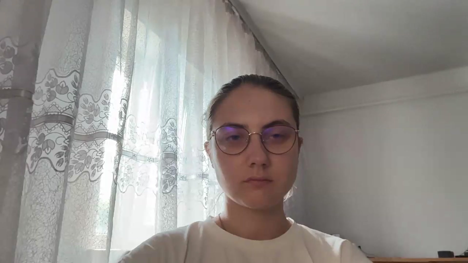 Gallery image thumbnail from ElaraCrimson's myfreecams stream on, 07/28/2026, 12:11 image 2 of 20