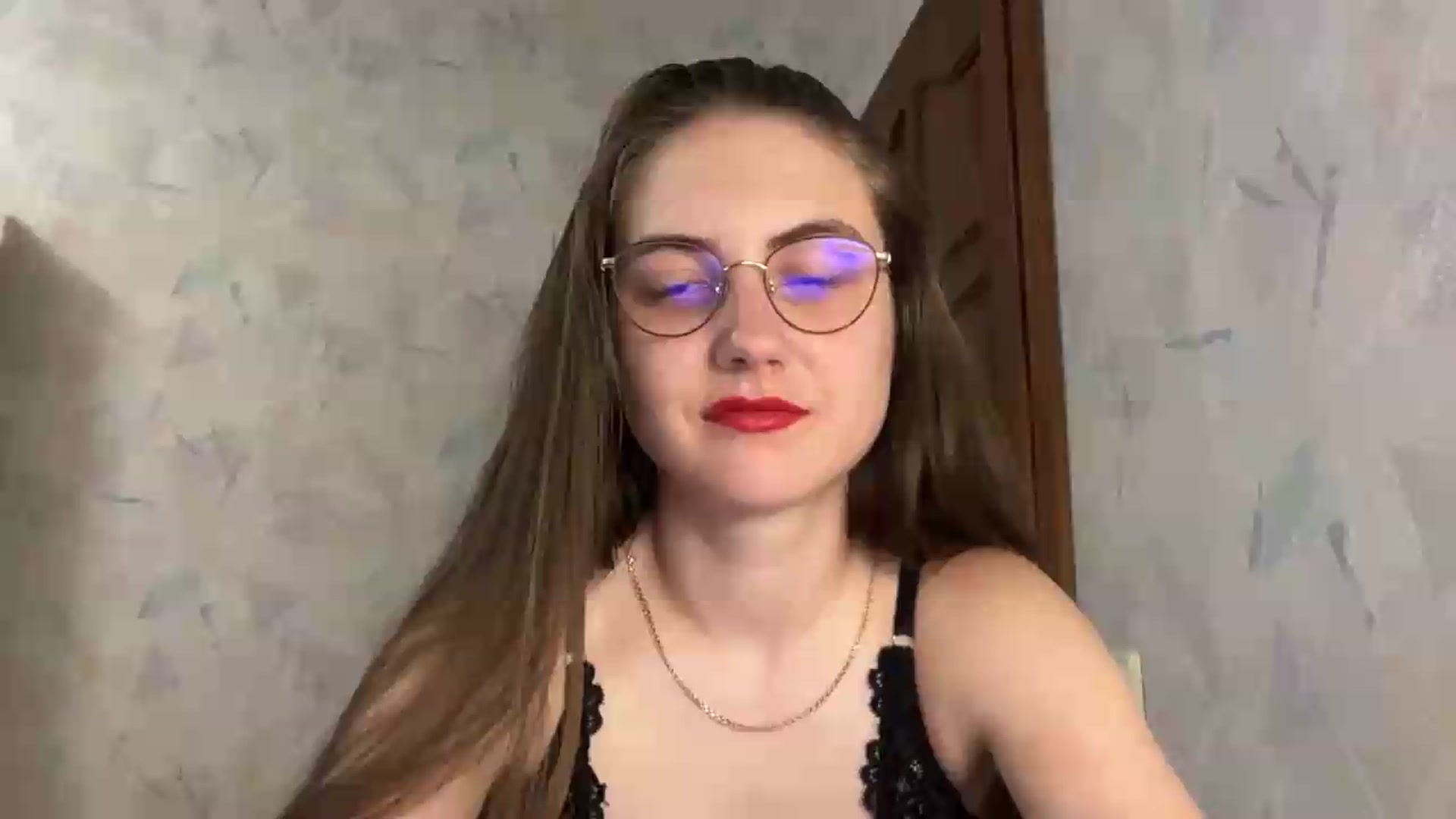 Gallery image thumbnail from ElaraCrimson's myfreecams stream on, 08/05/2026, 14:28 image 12 of 20