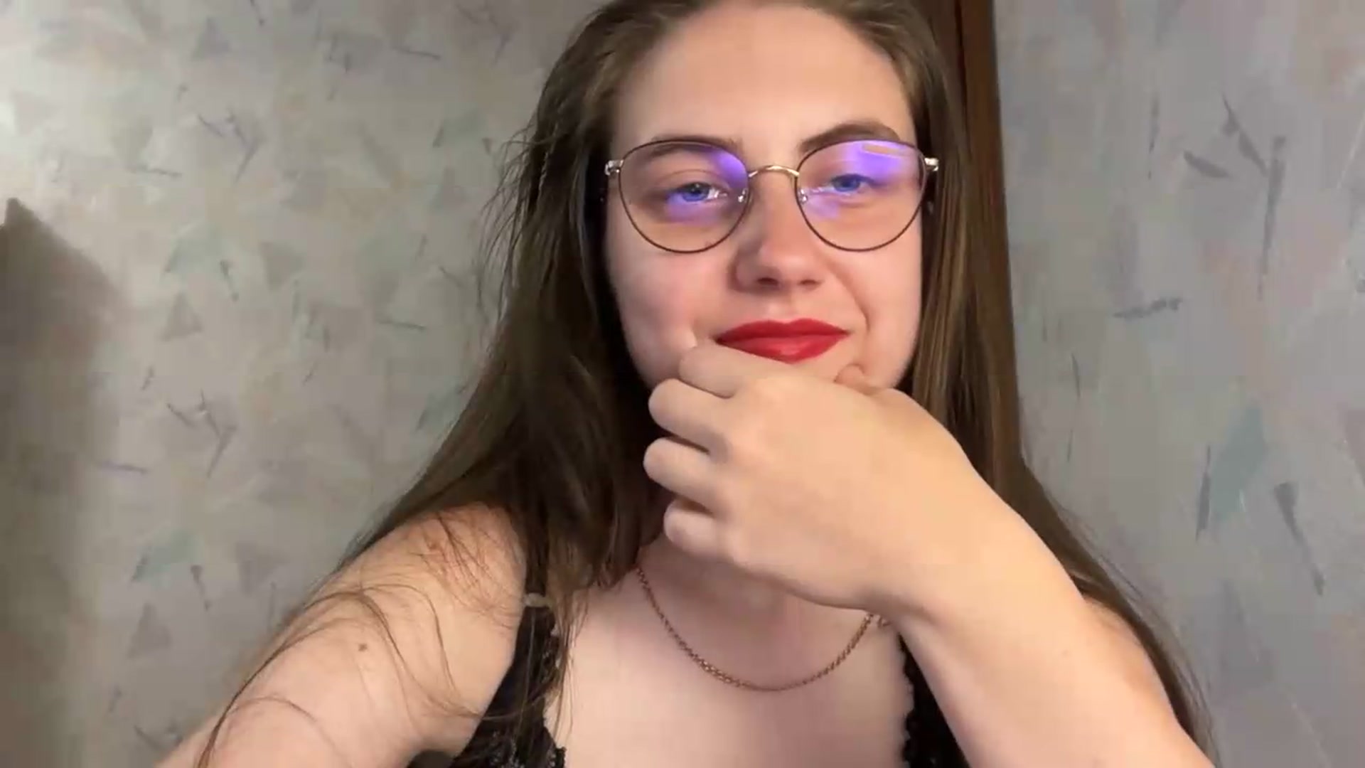 Gallery image thumbnail from ElaraCrimson's myfreecams stream on, 08/05/2026, 14:28 image 17 of 20