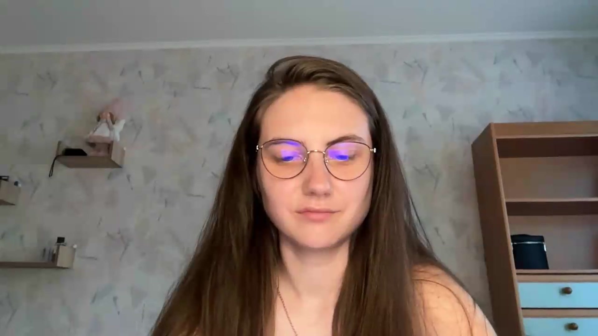 Gallery image thumbnail from ElaraCrimson's myfreecams stream on, 08/06/2026, 15:19 image 18 of 20