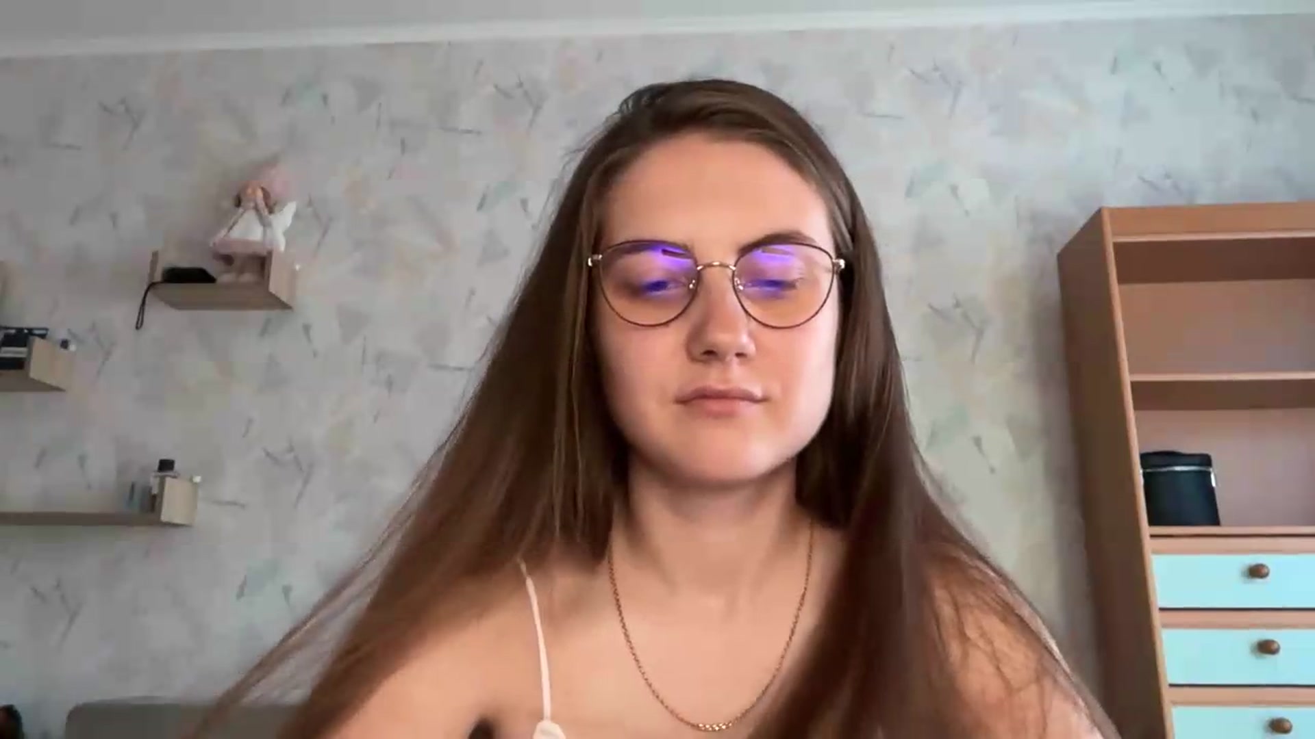 Gallery image thumbnail from ElaraCrimson's myfreecams stream on, 08/06/2026, 15:19 image 3 of 20