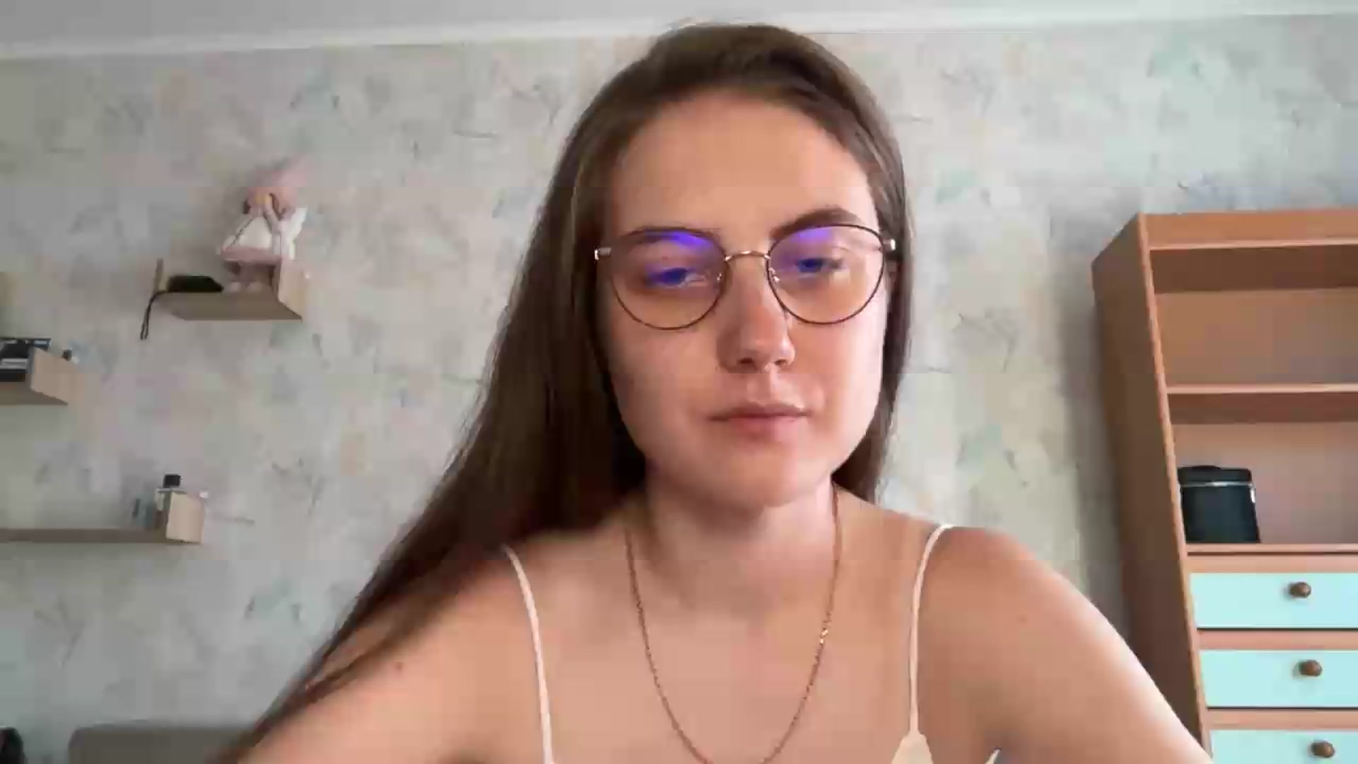 Gallery image thumbnail from ElaraCrimson's myfreecams stream on, 08/06/2026, 15:19 image 1 of 20