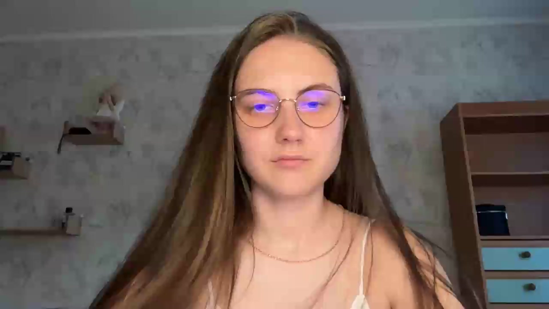 Gallery image thumbnail from ElaraCrimson's myfreecams stream on, 08/06/2026, 15:19 image 13 of 20