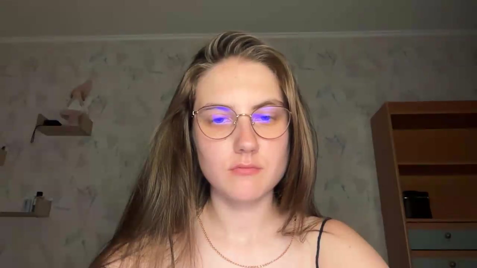 Gallery image thumbnail from ElaraCrimson's myfreecams stream on, 08/06/2026, 18:12 image 17 of 20