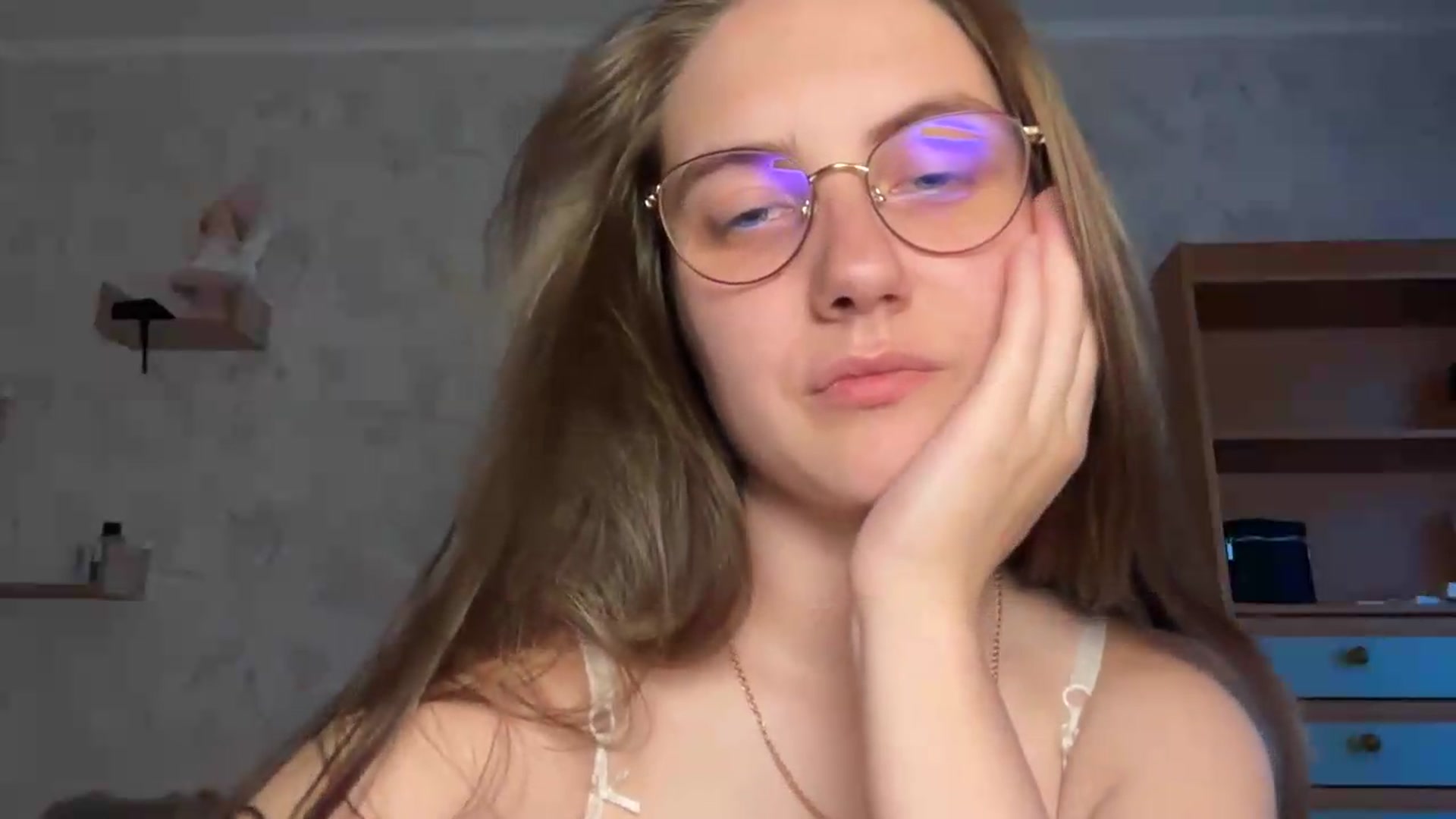 Gallery image thumbnail from ElaraCrimson's myfreecams stream on, 08/11/2026, 14:41 image 11 of 20