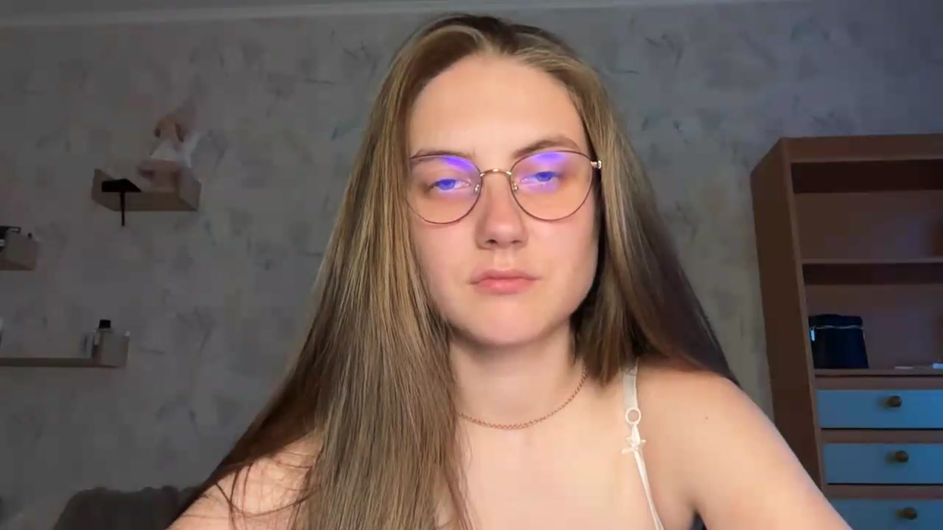 Gallery image thumbnail from ElaraCrimson's myfreecams stream on, 08/11/2026, 15:14 image 3 of 20