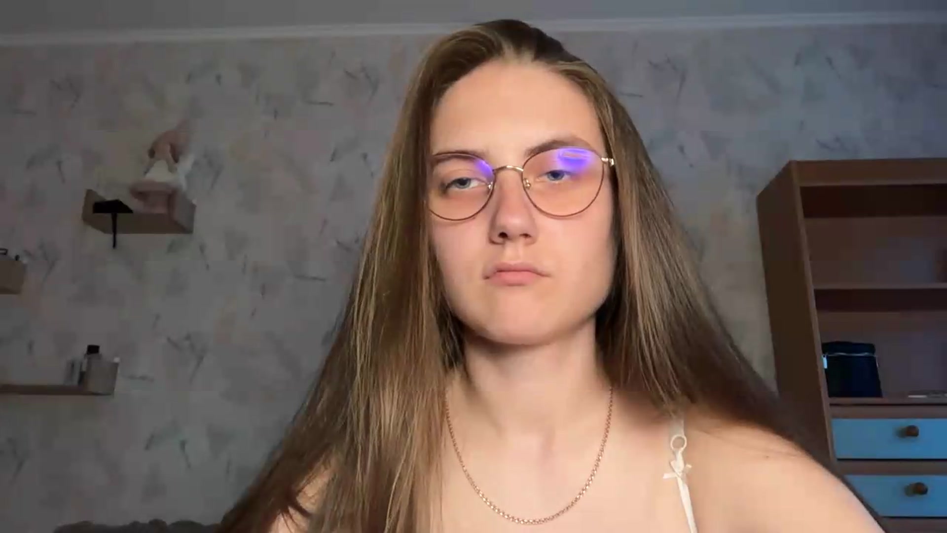 Gallery image thumbnail from ElaraCrimson's myfreecams stream on, 08/11/2026, 15:14 image 18 of 20