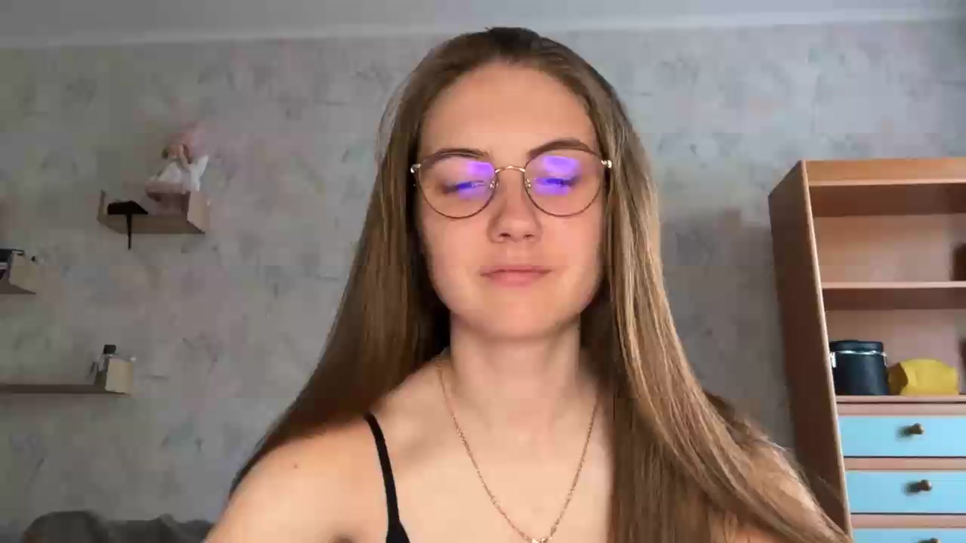 Gallery image thumbnail from ElaraCrimson's myfreecams stream on, 08/12/2026, 09:13 image 1 of 20