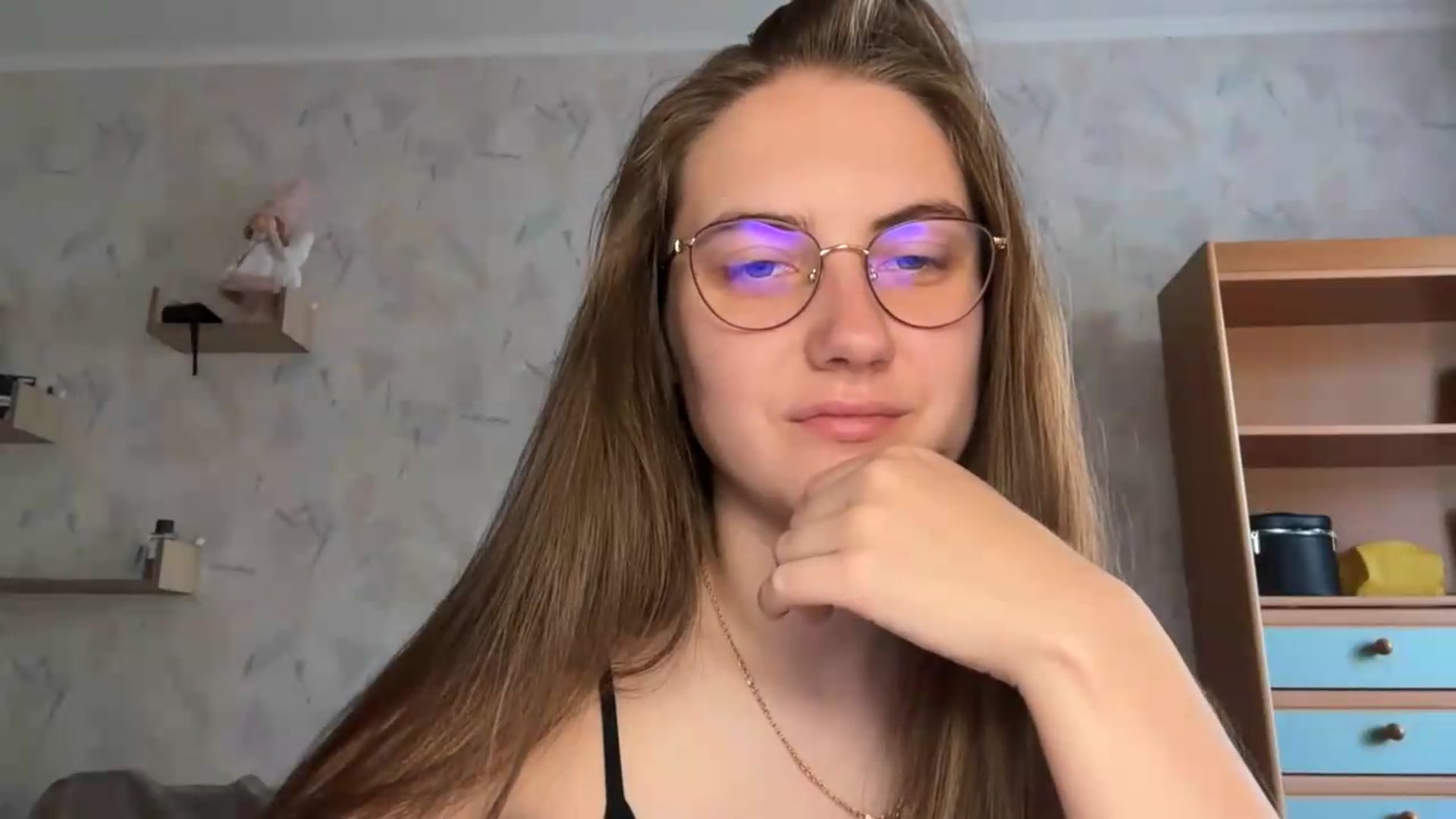 Gallery image thumbnail from ElaraCrimson's myfreecams stream on, 08/12/2026, 09:13 image 4 of 20