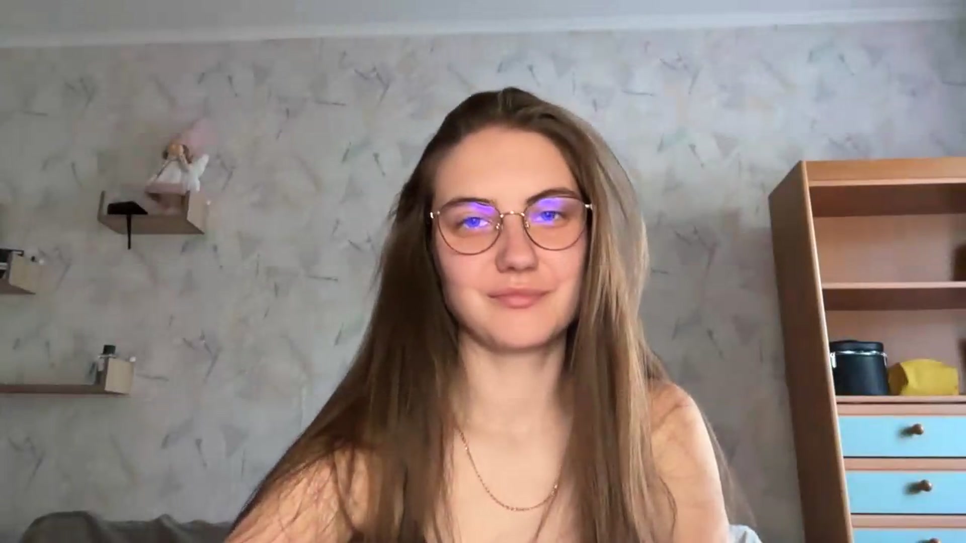 Gallery image thumbnail from ElaraCrimson's myfreecams stream on, 08/12/2026, 09:13 image 11 of 20
