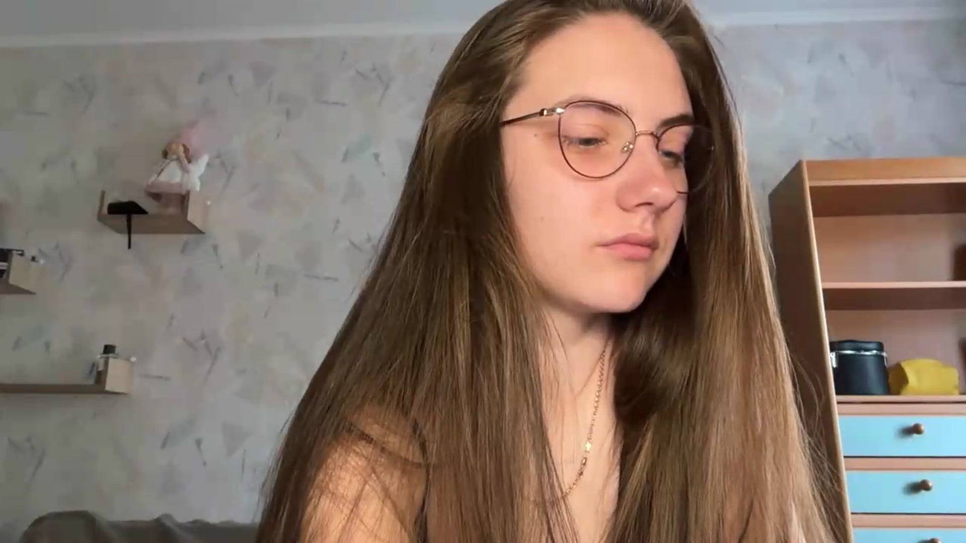 Gallery image thumbnail from ElaraCrimson's myfreecams stream on, 08/12/2026, 09:13 image 13 of 20