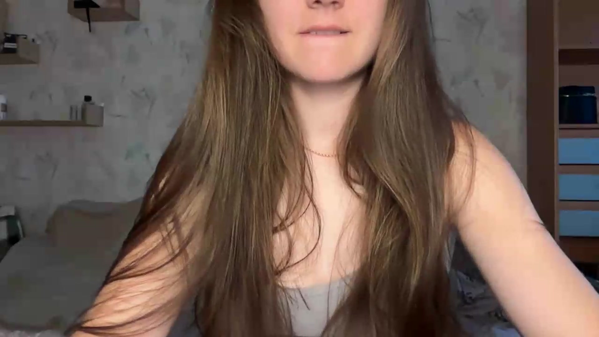 Gallery image thumbnail from ElaraCrimson's myfreecams stream on, 08/17/2026, 08:29 image 12 of 20