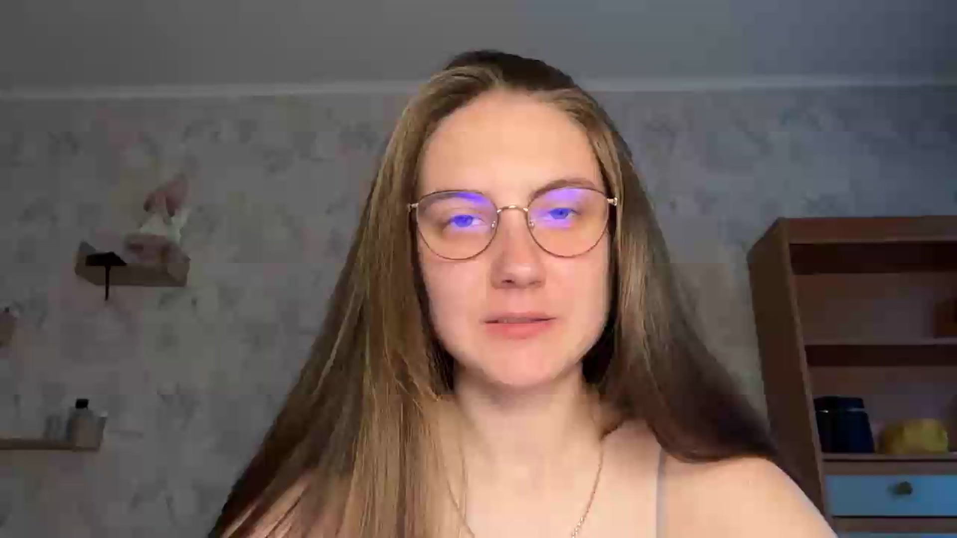 Gallery image thumbnail from ElaraCrimson's myfreecams stream on, 08/17/2026, 08:29 image 1 of 20