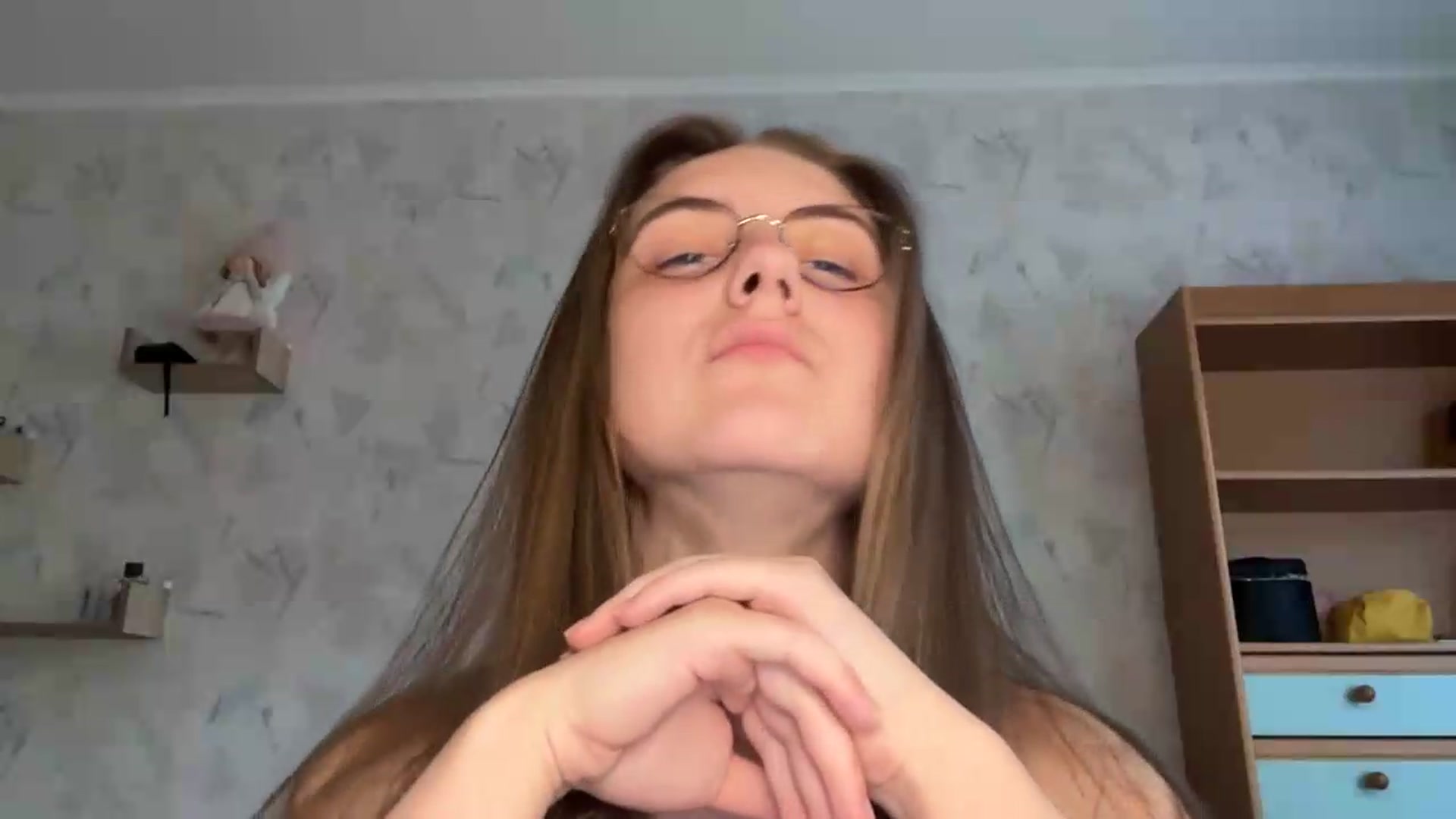 Gallery image thumbnail from ElaraCrimson's myfreecams stream on, 08/17/2026, 15:26 image 12 of 20