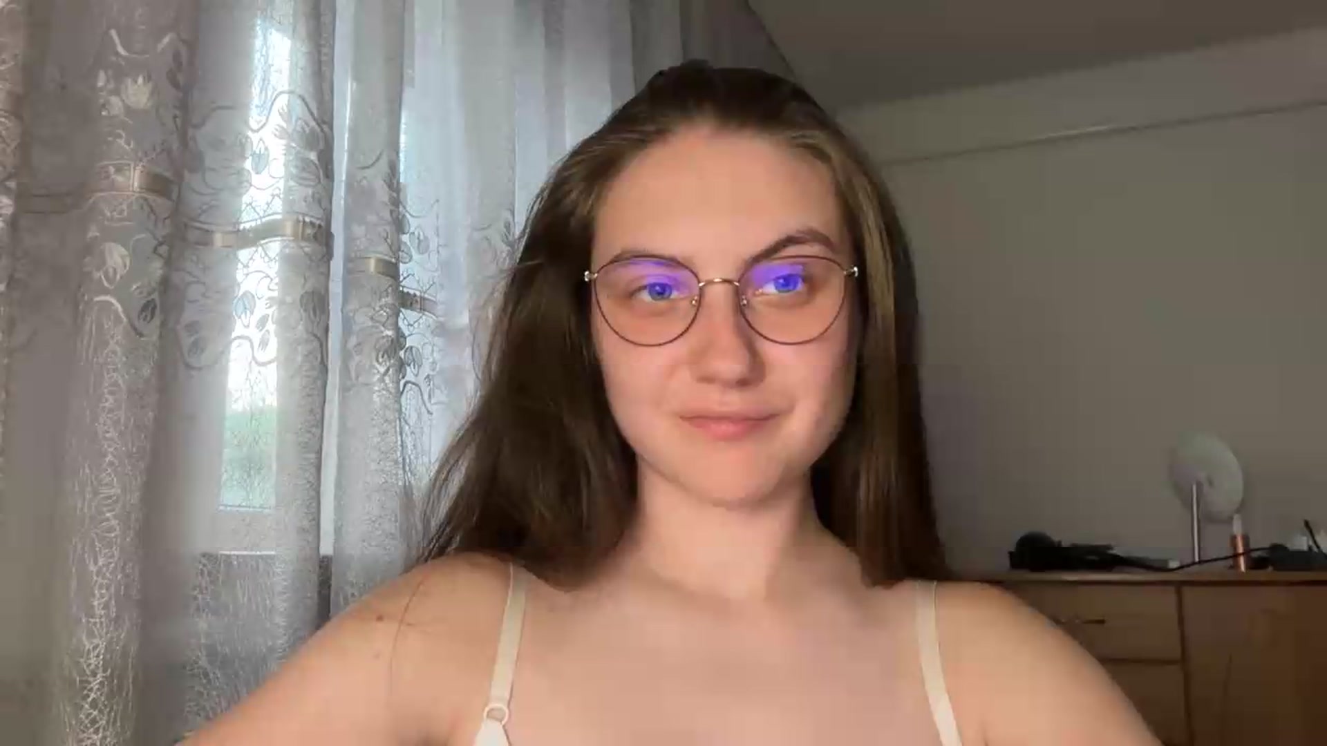 Gallery image thumbnail from ElaraCrimson's myfreecams stream on, 08/22/2026, 17:15 image 5 of 20