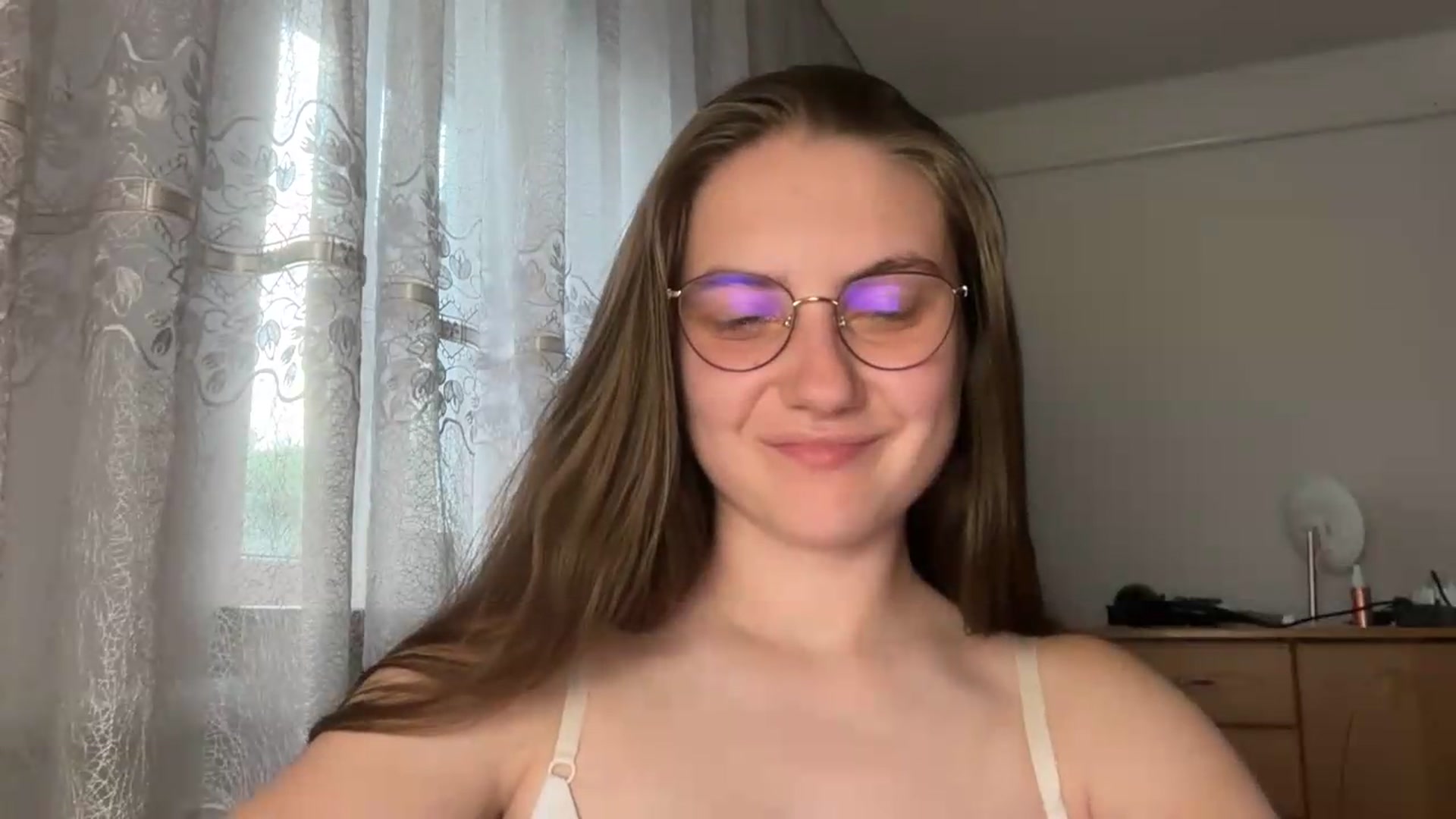 Gallery image thumbnail from ElaraCrimson's myfreecams stream on, 08/22/2026, 17:15 image 2 of 20