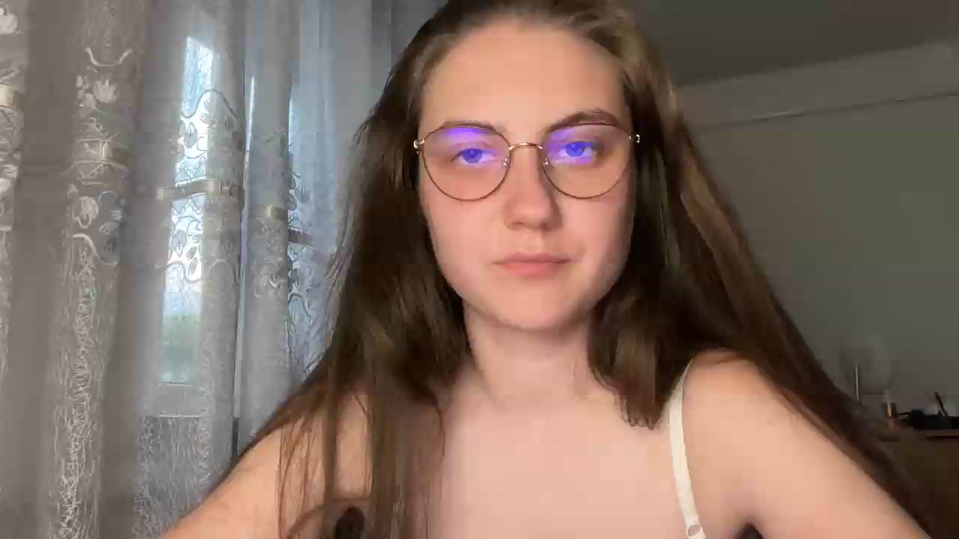 Gallery image thumbnail from ElaraCrimson's myfreecams stream on, 08/22/2026, 17:15 image 18 of 20