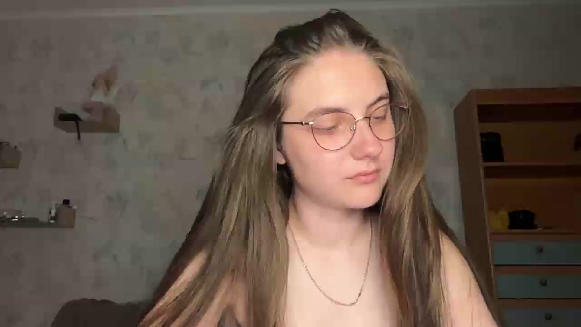 Gallery image thumbnail from ElaraCrimson's myfreecams stream on, 09/01/2026, 18:59 image 19 of 20