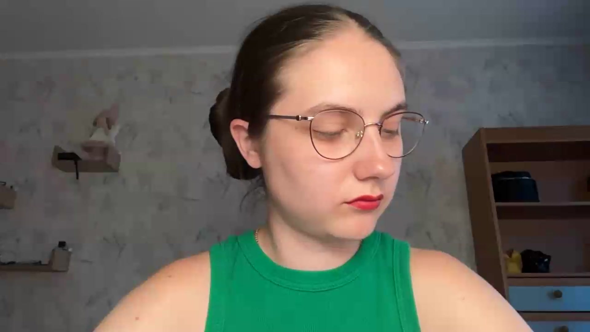Gallery image thumbnail from ElaraCrimson's myfreecams stream on, 09/02/2026, 15:13 image 17 of 20