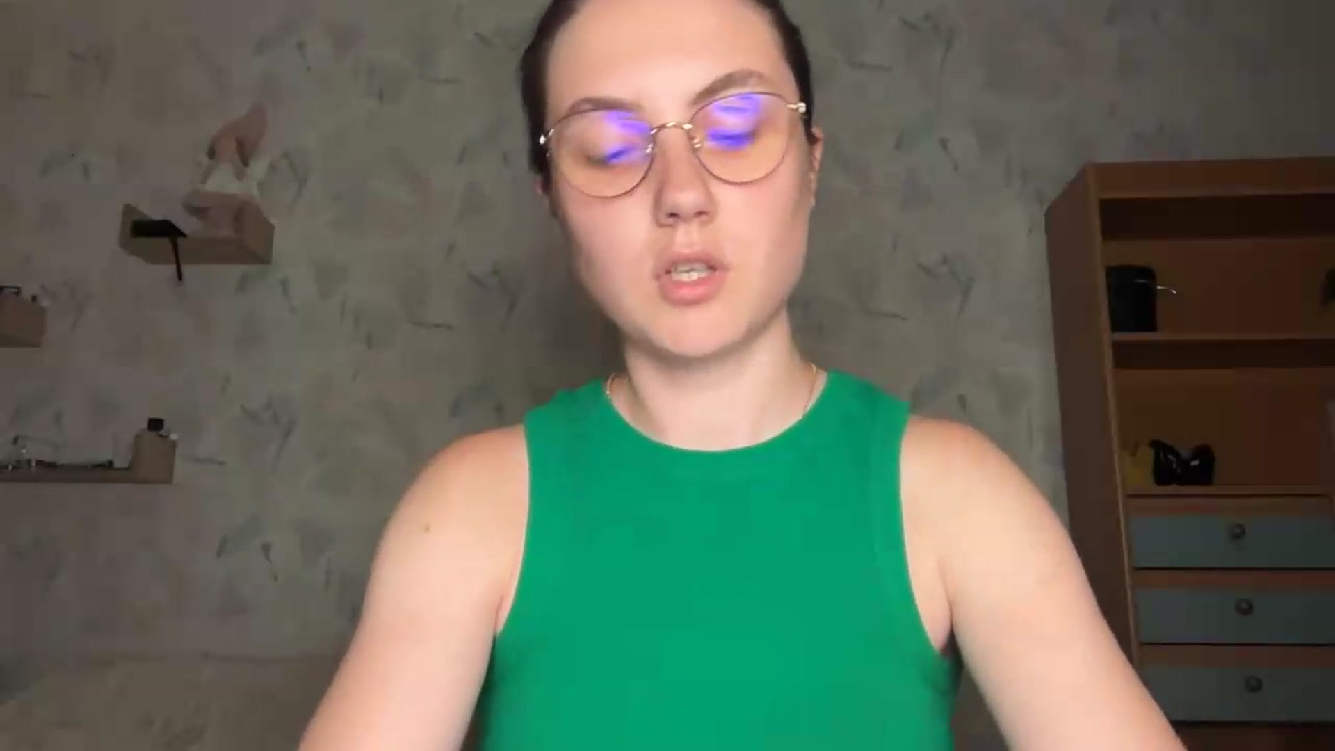 Gallery image thumbnail from ElaraCrimson's myfreecams stream on, 09/03/2026, 17:28 image 11 of 20