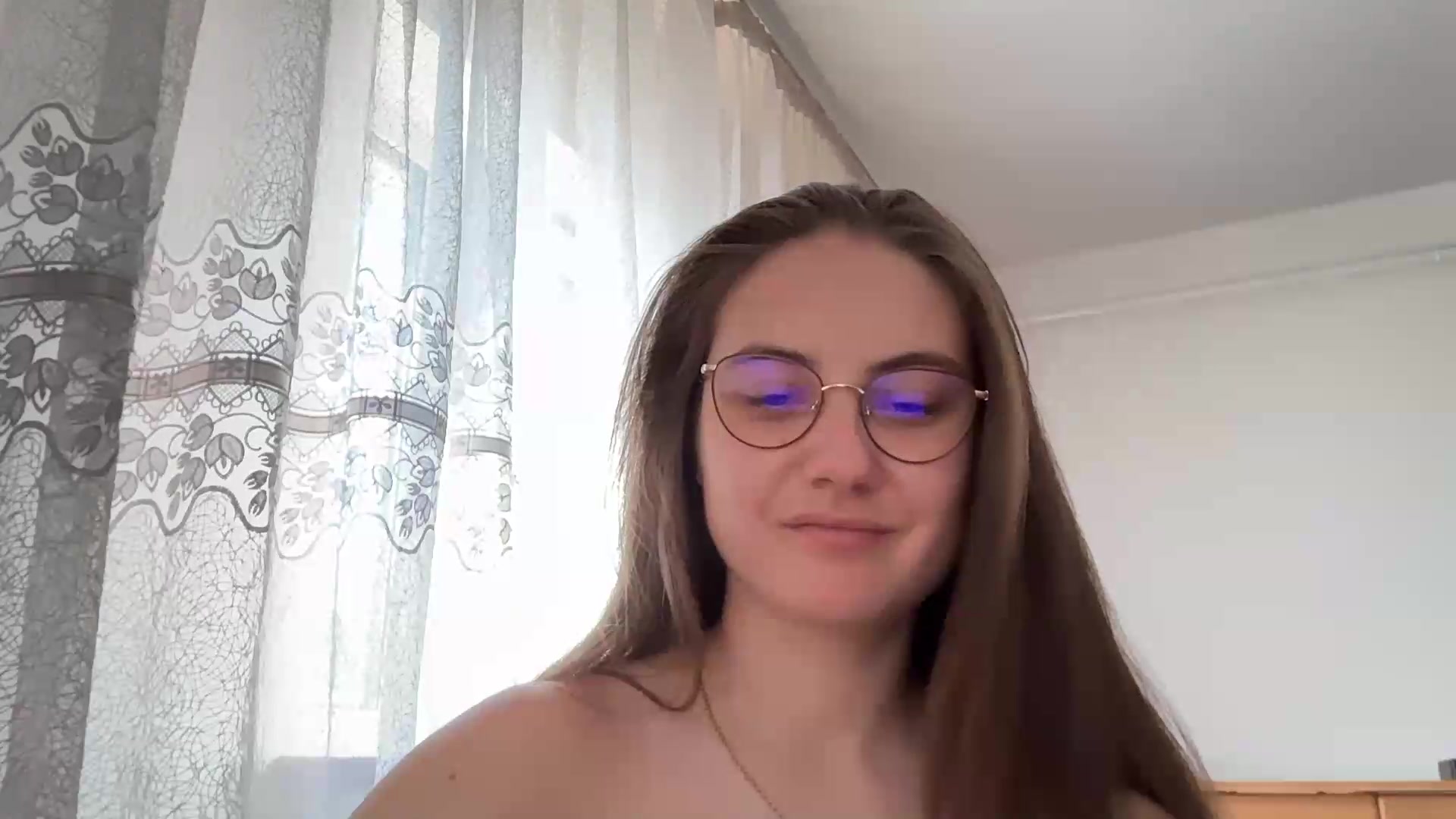 Gallery image thumbnail from ElaraCrimson's myfreecams stream on, 09/14/2026, 10:01 image 13 of 20