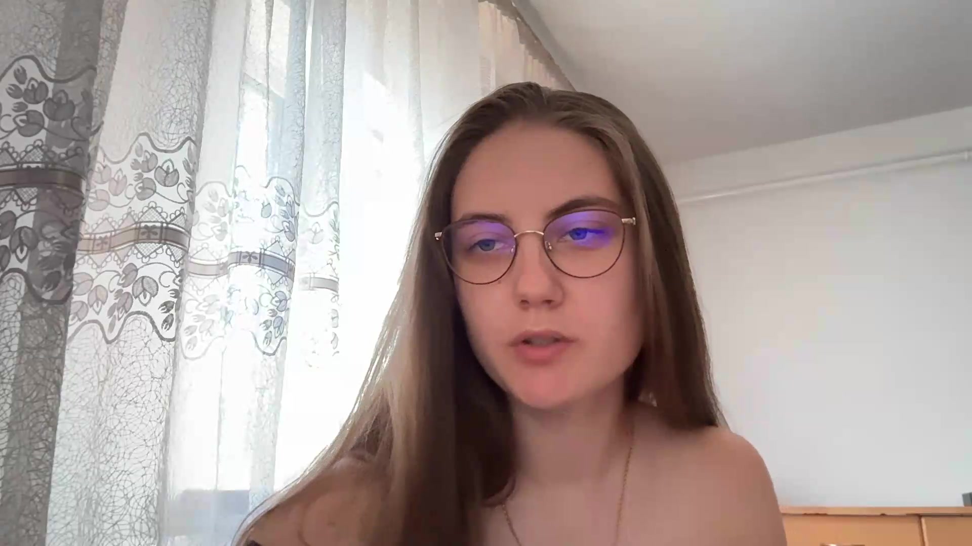 Gallery image thumbnail from ElaraCrimson's myfreecams stream on, 09/14/2026, 10:01 image 15 of 20