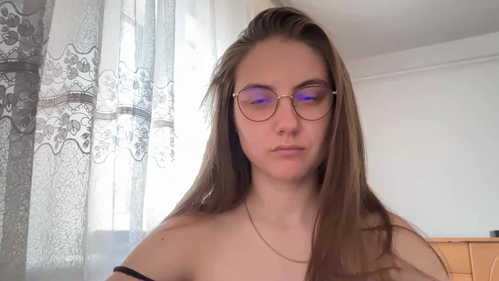 Gallery image thumbnail from ElaraCrimson's myfreecams stream on, 09/14/2026, 10:01 image 7 of 20