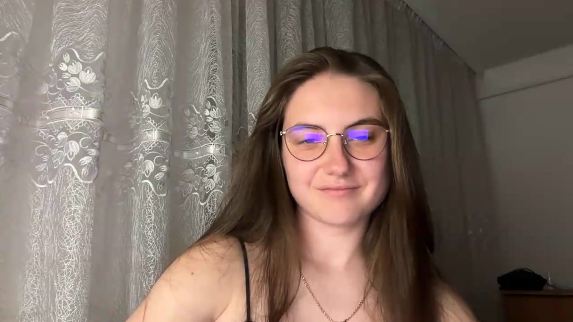 Gallery image thumbnail from ElaraCrimson's myfreecams stream on, 09/16/2026, 19:15 image 18 of 20