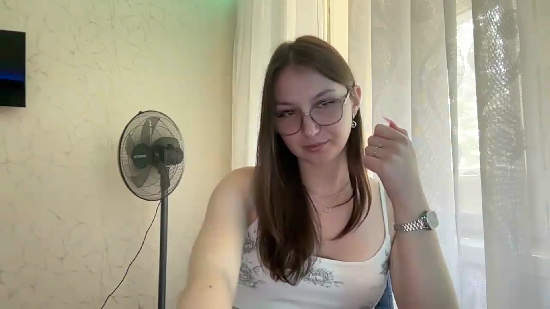 Gallery image thumbnail from ElaraMuse's myfreecams stream on, 08/16/2026, 11:35 image 3 of 20