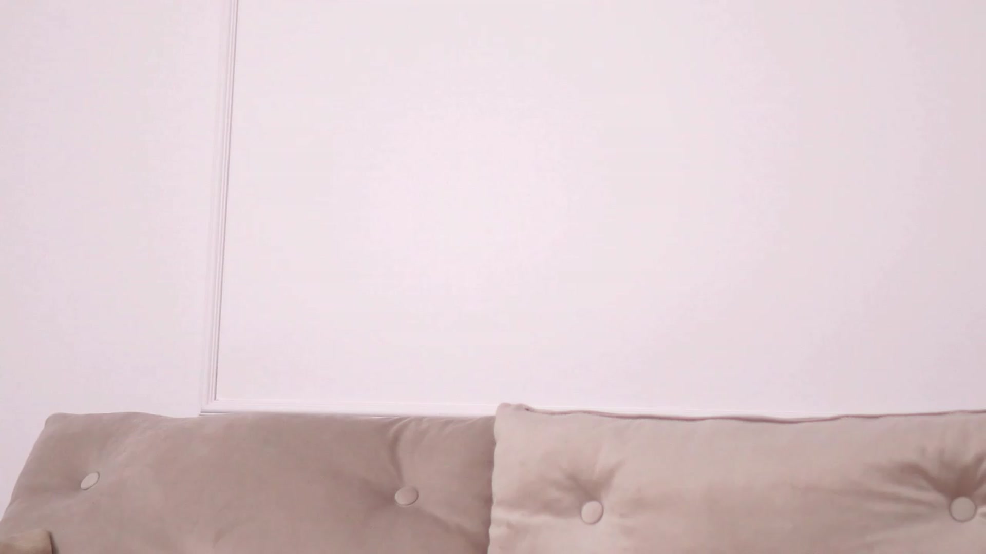 Gallery image thumbnail from ElaraShine's myfreecams stream on, 05/19/2026, 03:33 image 17 of 20