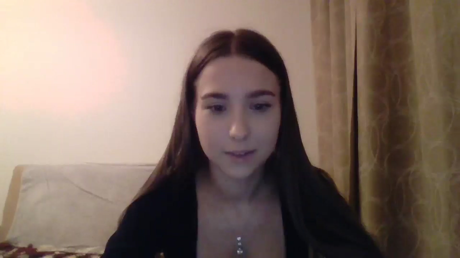 Gallery image thumbnail from ElariaVee's myfreecams stream on, 10/15/2025, 17:31 image 17 of 20