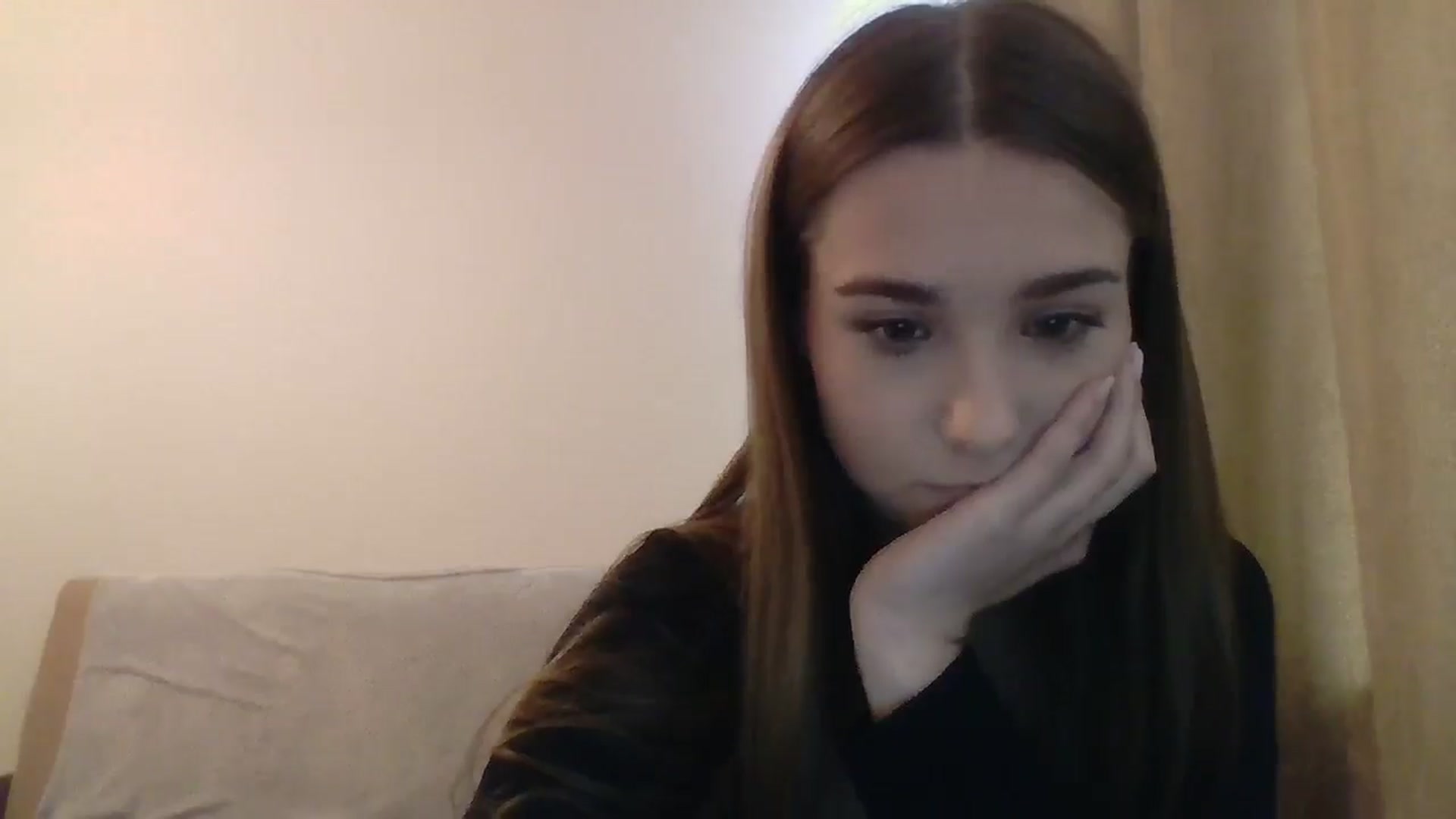 Gallery image thumbnail from ElariaVee's myfreecams stream on, 10/17/2025, 11:56 image 15 of 20
