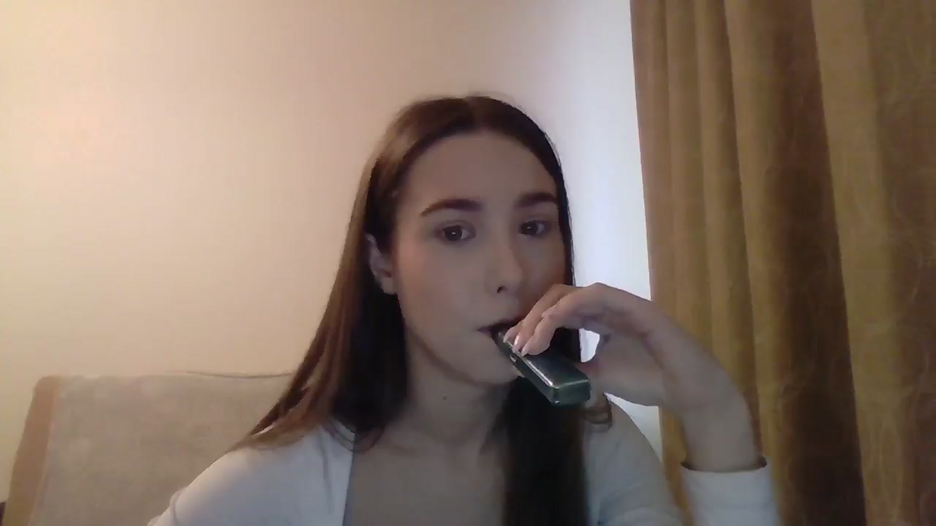 Gallery image thumbnail from ElariaVee's myfreecams stream on, 10/18/2025, 12:00 image 4 of 20