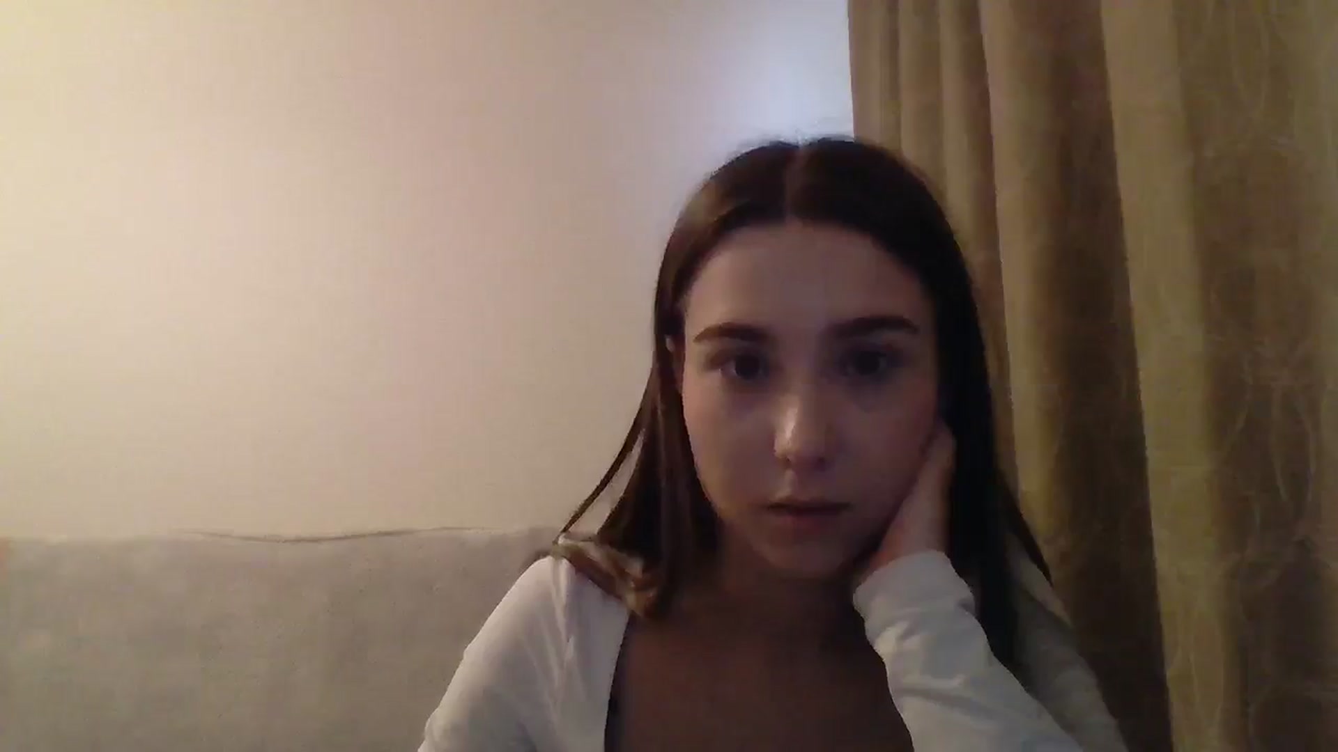 Gallery image thumbnail from ElariaVee's myfreecams stream on, 10/18/2025, 14:34 image 17 of 20