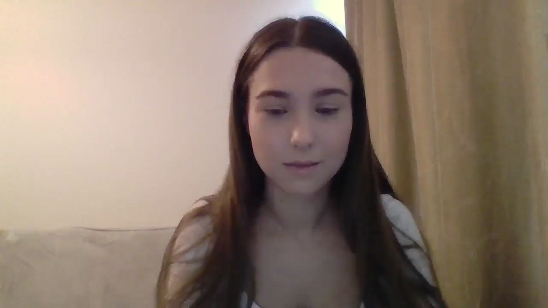 Gallery image thumbnail from ElariaVee's myfreecams stream on, 10/21/2025, 10:11 image 4 of 20