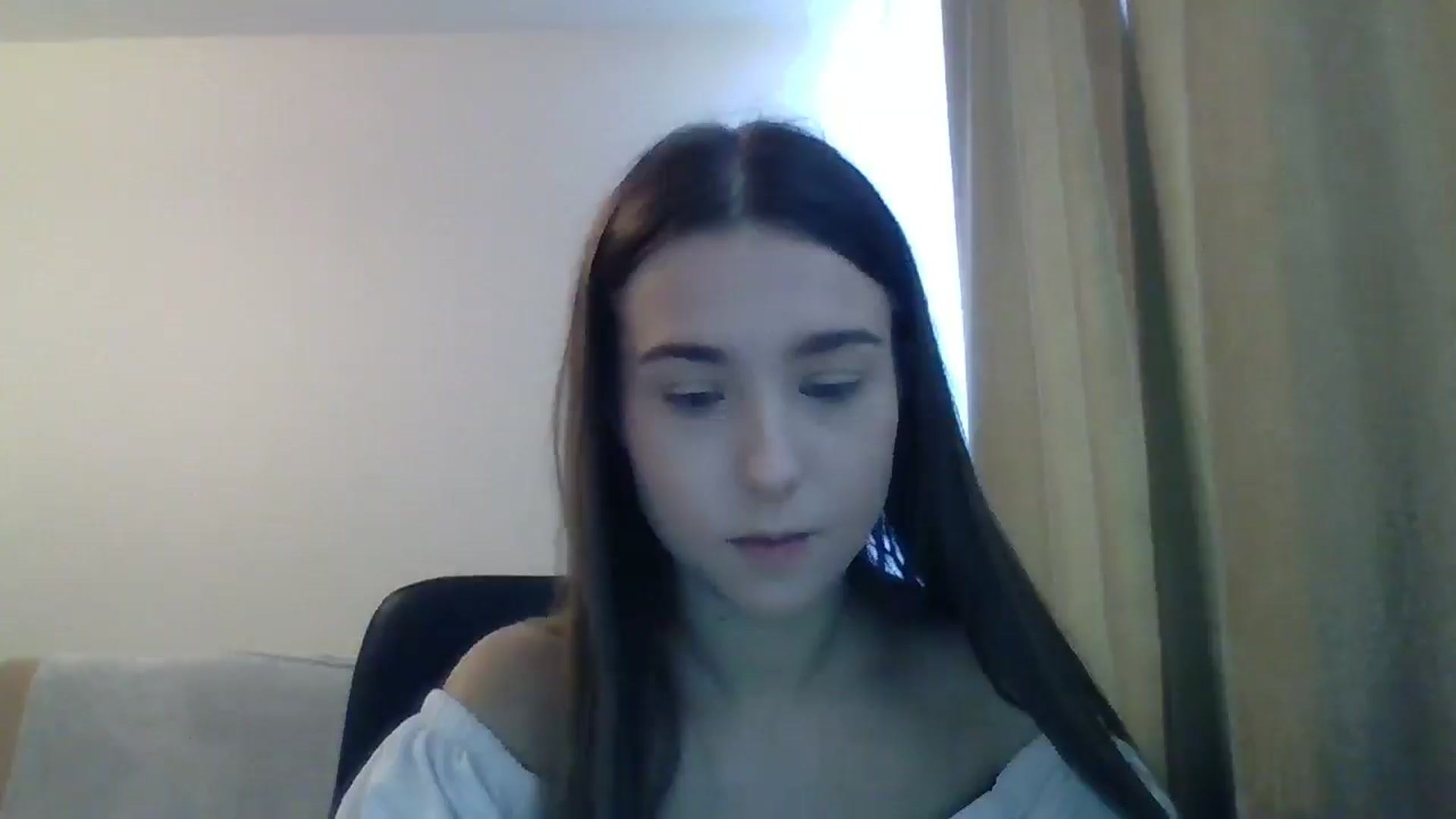 Gallery image thumbnail from ElariaVee's myfreecams stream on, 10/27/2025, 11:40 image 10 of 20