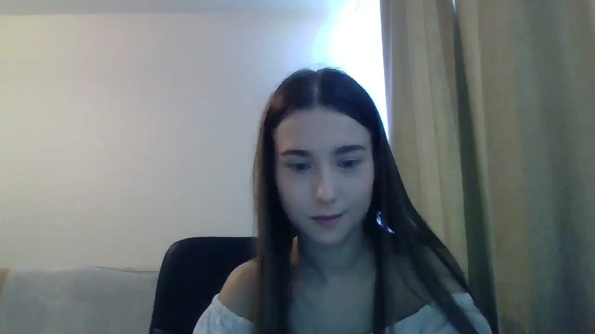Gallery image thumbnail from ElariaVee's myfreecams stream on, 10/27/2025, 11:40 image 17 of 20