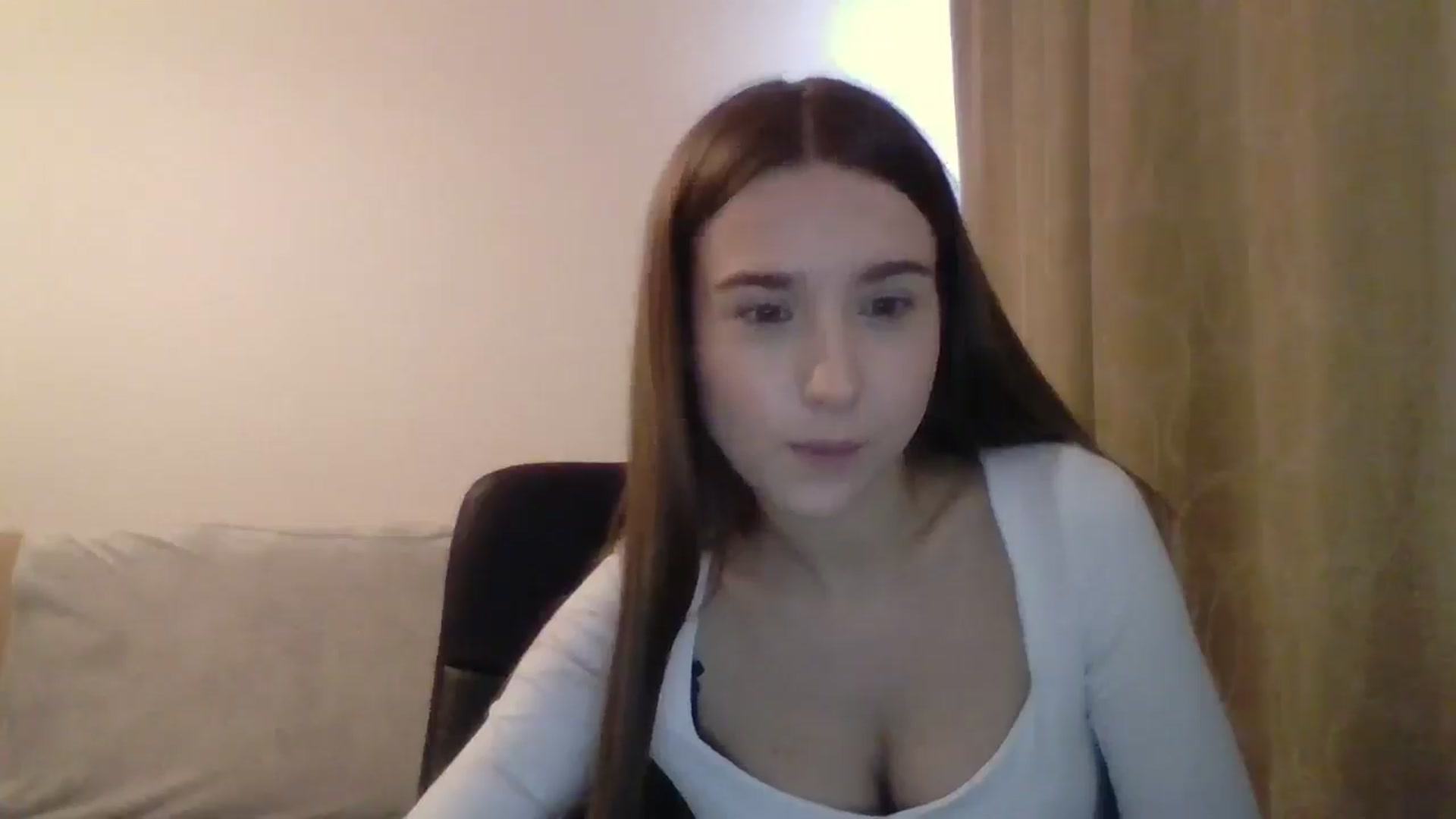 Gallery image thumbnail from ElariaVee's myfreecams stream on, 10/28/2025, 12:19 image 10 of 20