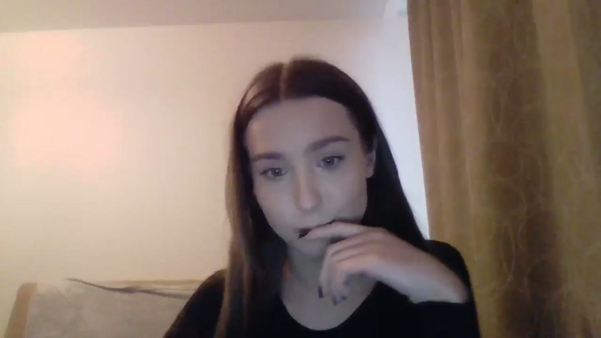 Gallery image thumbnail from ElariaVee's myfreecams stream on, 10/31/2025, 13:53 image 13 of 20