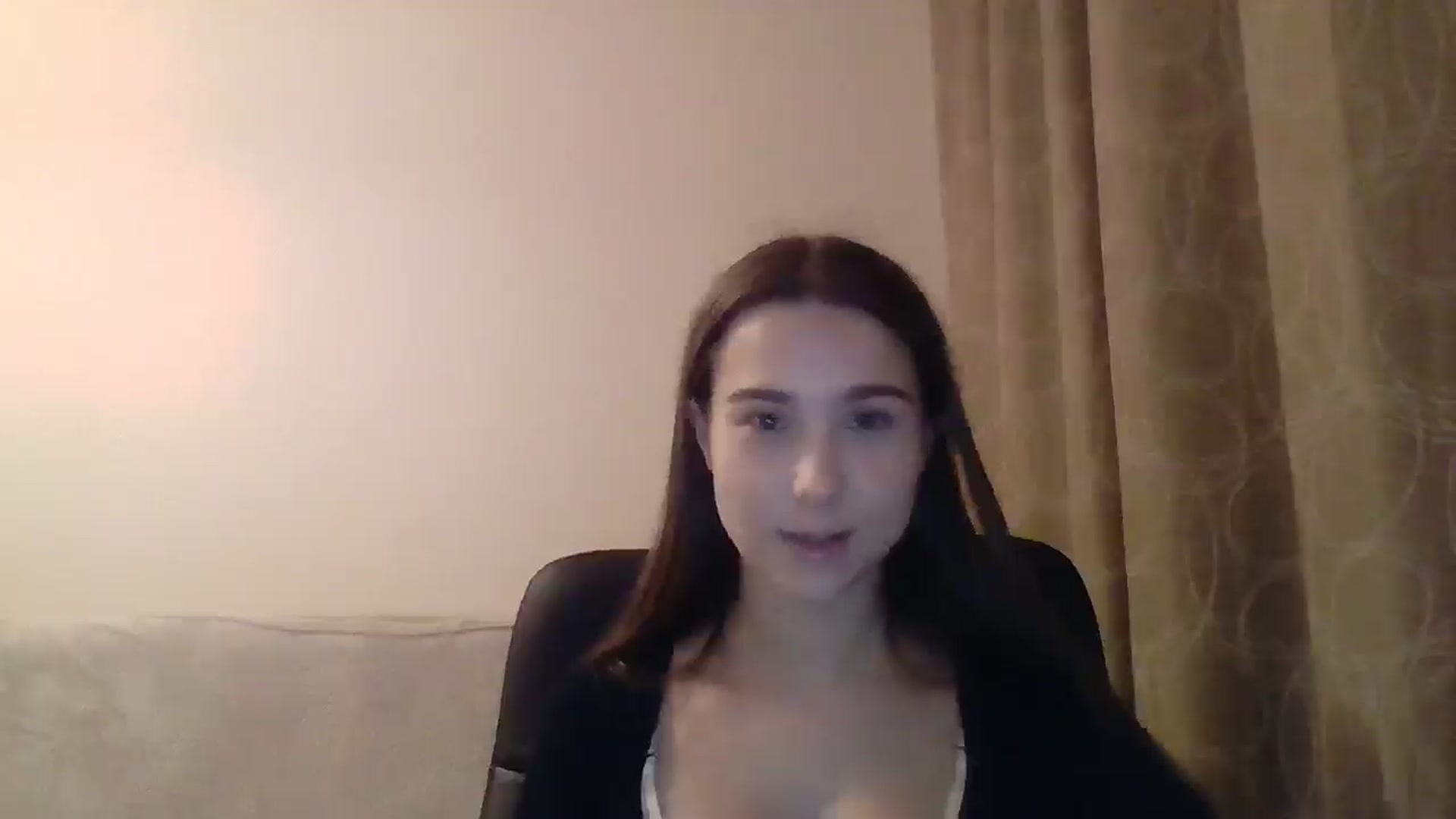 Gallery image thumbnail from ElariaVee's myfreecams stream on, 11/01/2025, 16:36 image 15 of 20
