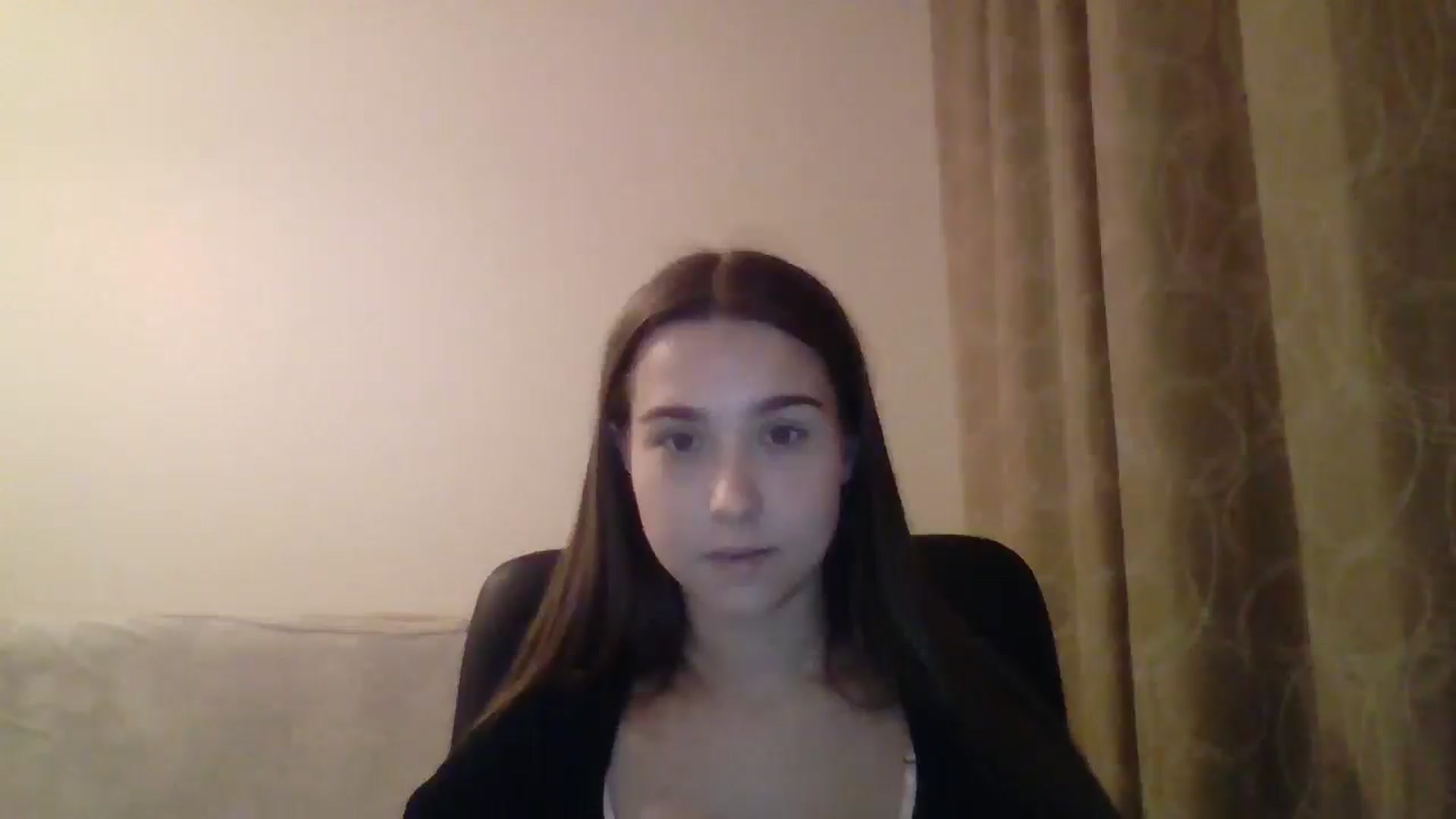 Gallery image thumbnail from ElariaVee's myfreecams stream on, 11/01/2025, 16:36 image 18 of 20