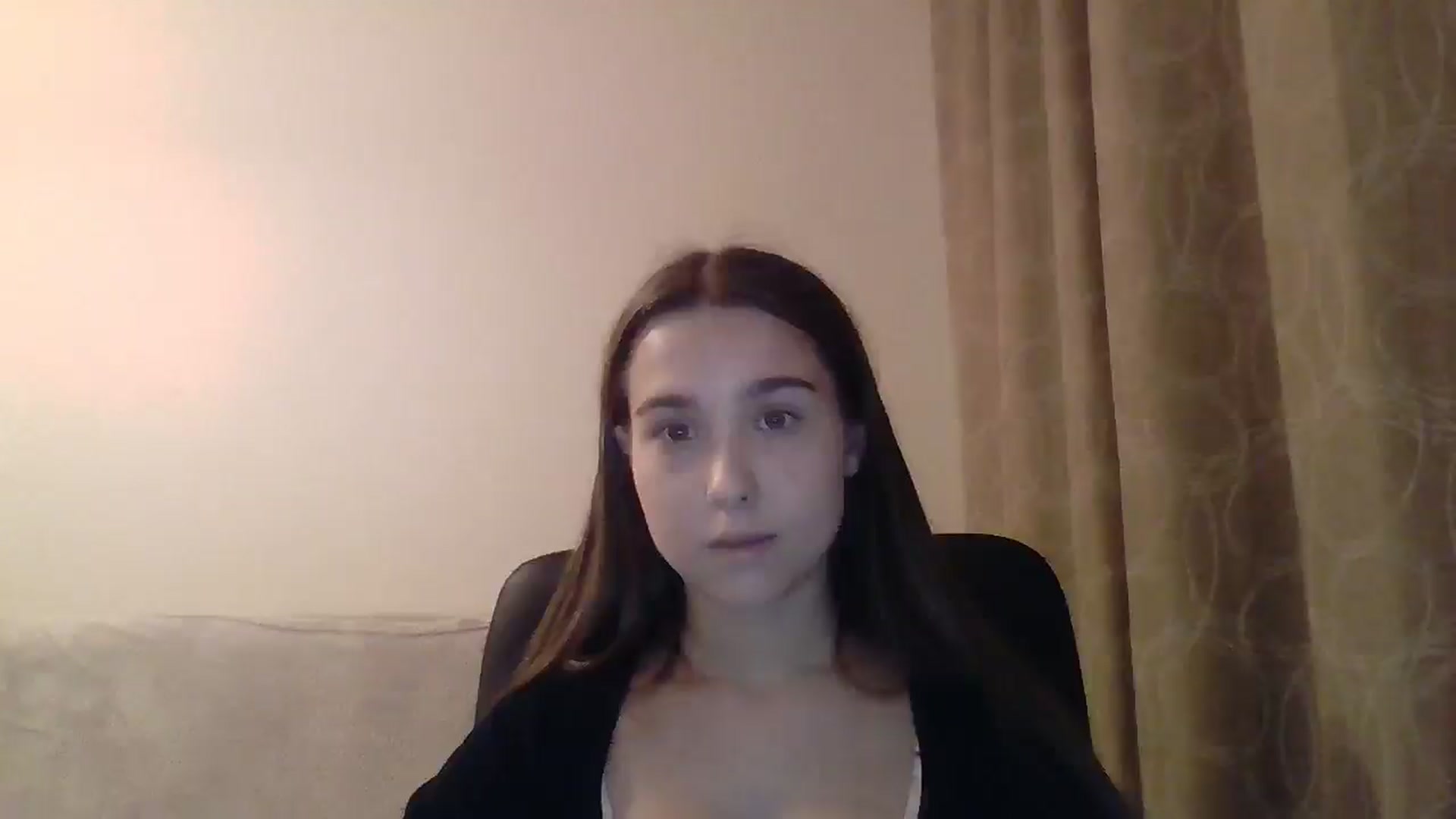 Gallery image thumbnail from ElariaVee's myfreecams stream on, 11/01/2025, 16:36 image 16 of 20
