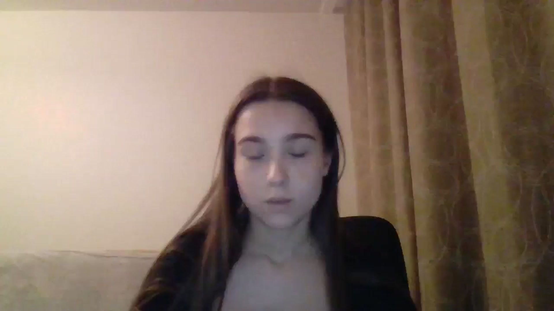 Gallery image thumbnail from ElariaVee's myfreecams stream on, 11/01/2025, 16:36 image 1 of 20