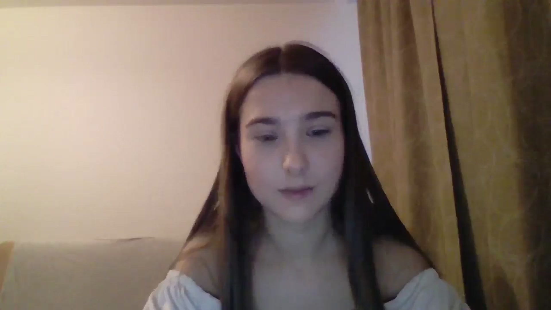 Gallery image thumbnail from ElariaVee's myfreecams stream on, 11/03/2025, 14:32 image 19 of 20
