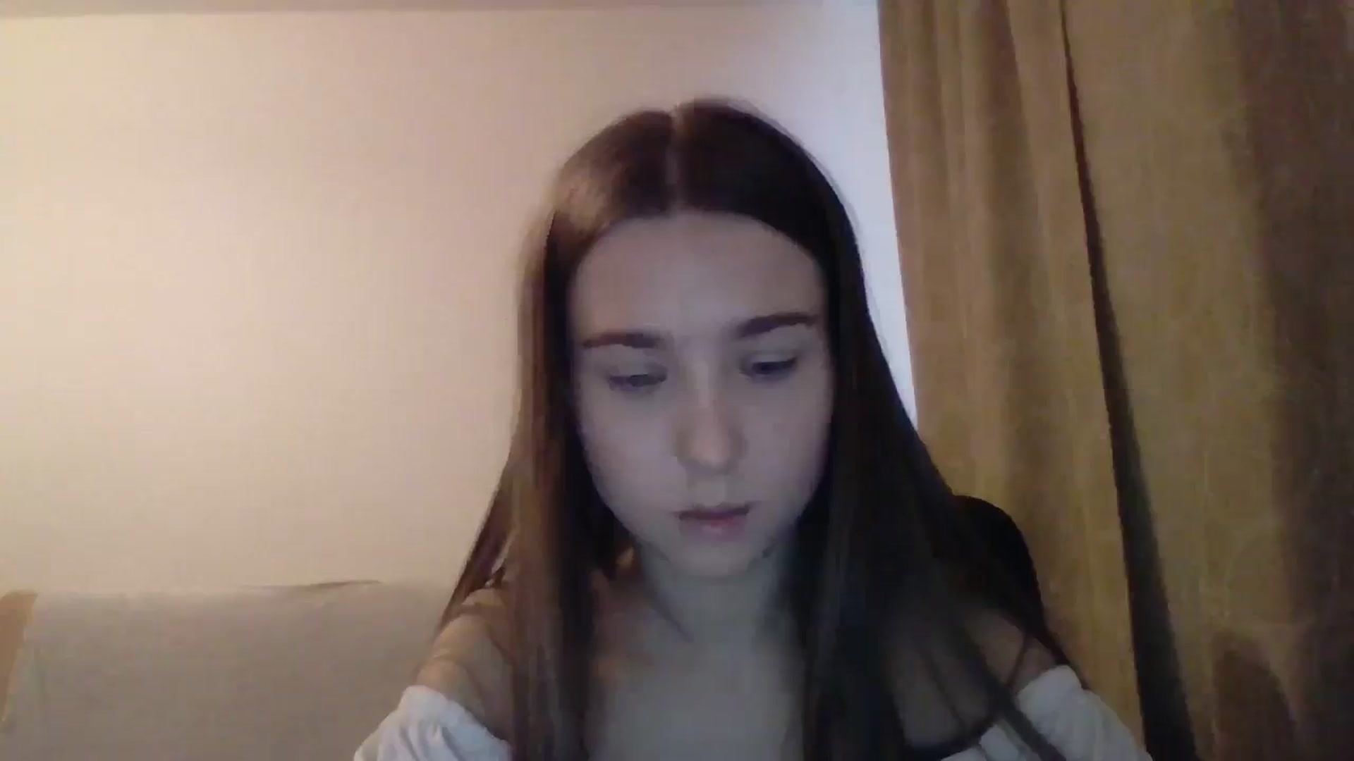 Gallery image thumbnail from ElariaVee's myfreecams stream on, 11/03/2025, 14:32 image 11 of 20