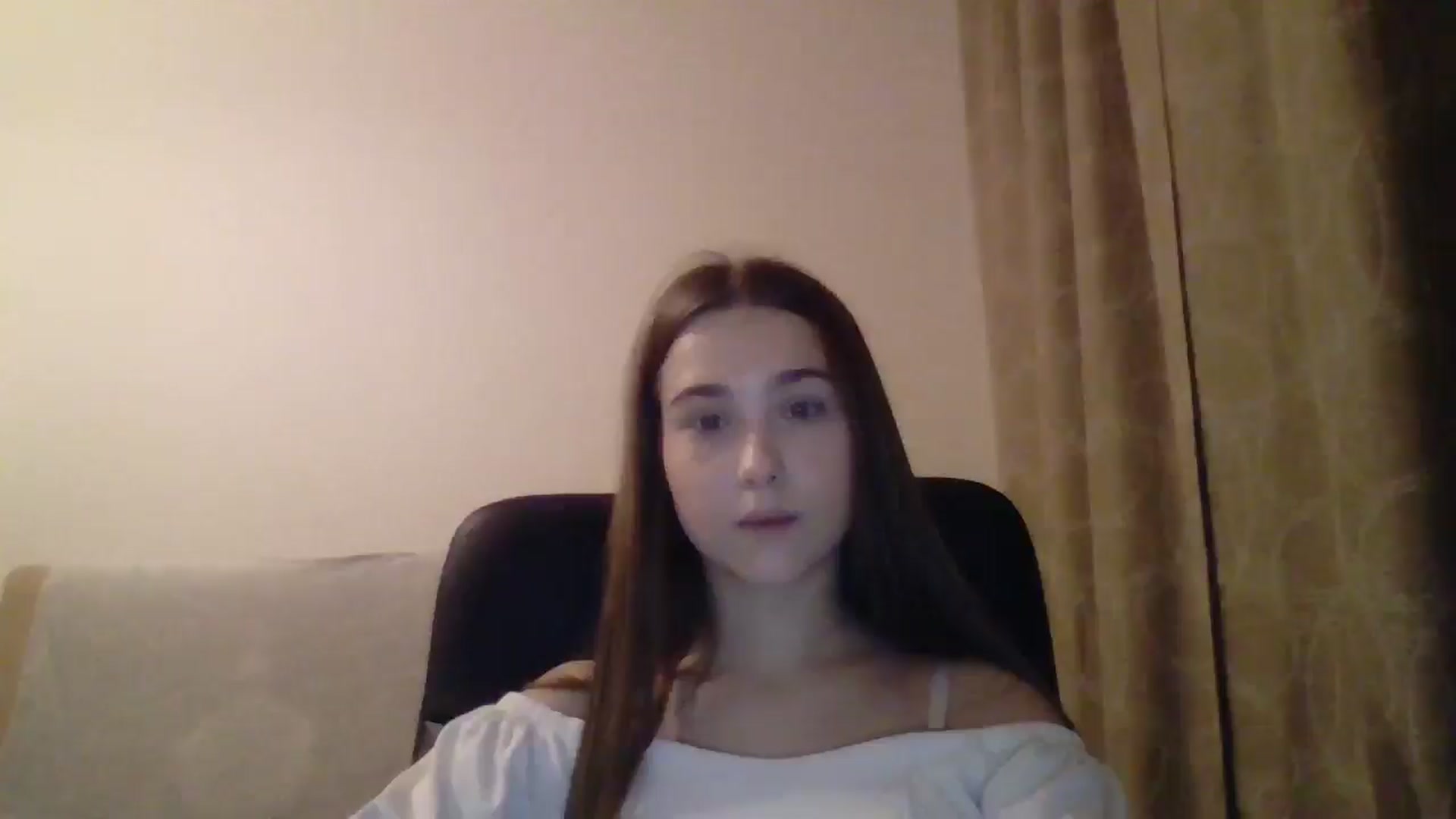 Gallery image thumbnail from ElariaVee's myfreecams stream on, 11/03/2025, 17:12 image 11 of 20