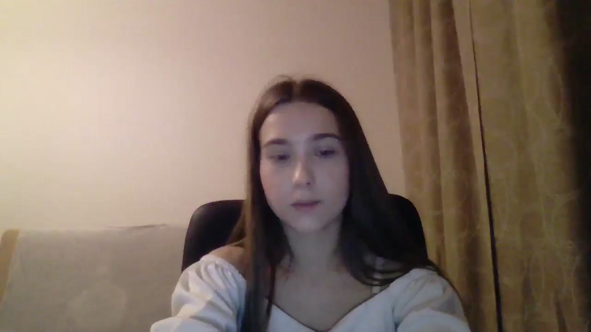 Gallery image thumbnail from ElariaVee's myfreecams stream on, 11/03/2025, 17:33 image 2 of 20