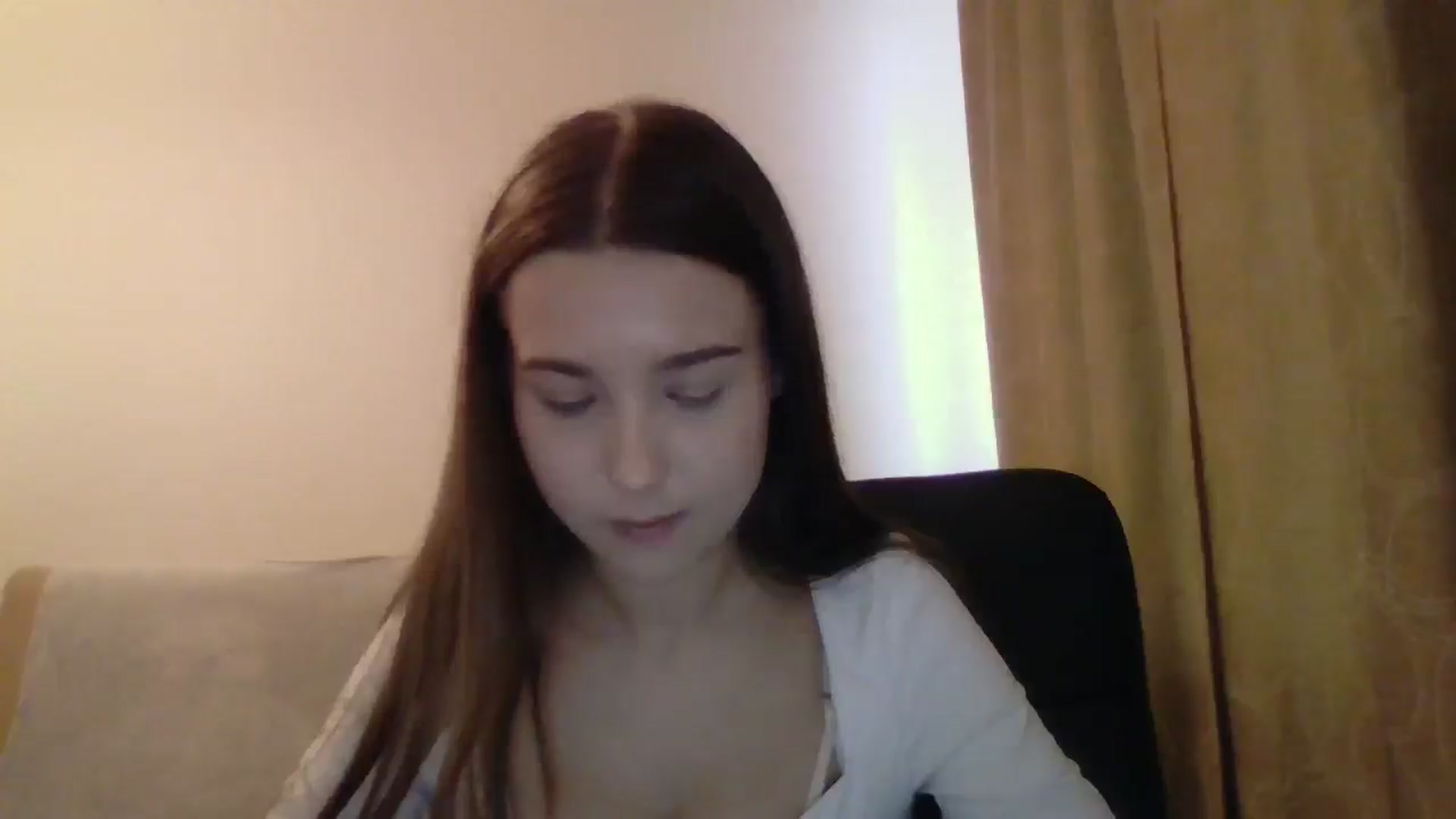 Gallery image thumbnail from ElariaVee's myfreecams stream on, 11/04/2025, 11:21 image 4 of 20